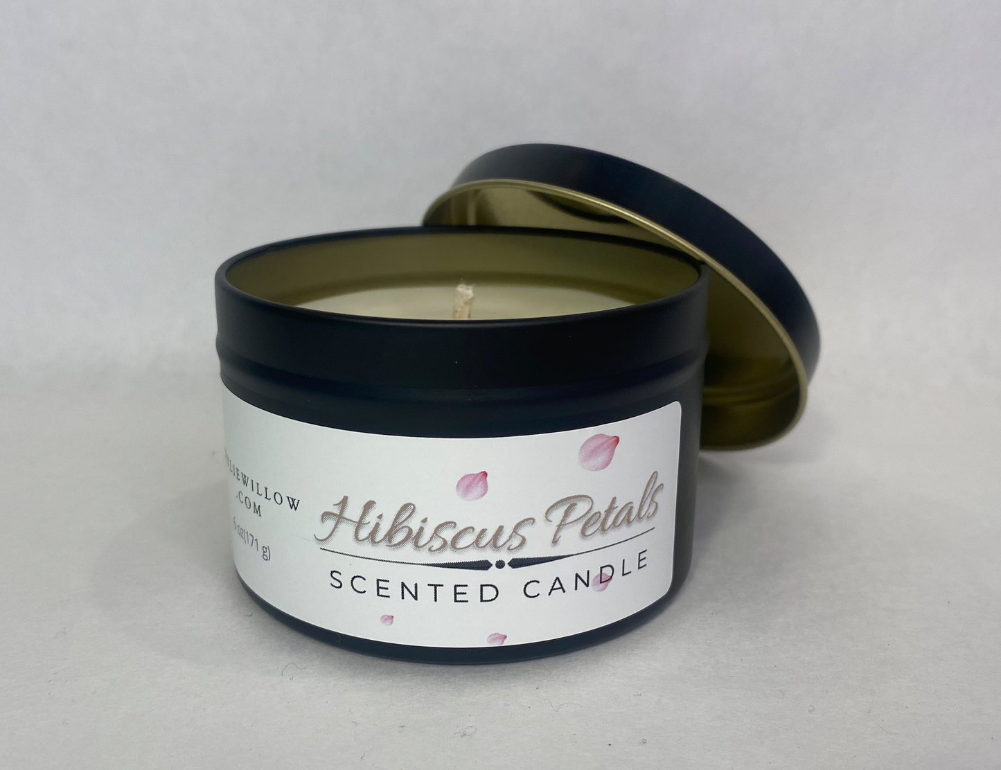 Hibiscus Petals Scented Candle